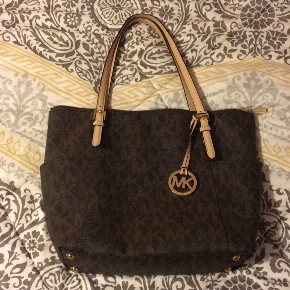 Michael Kors purse